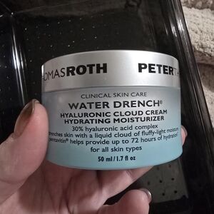 Peter Thomas Roth Water Drench Cloud Cream